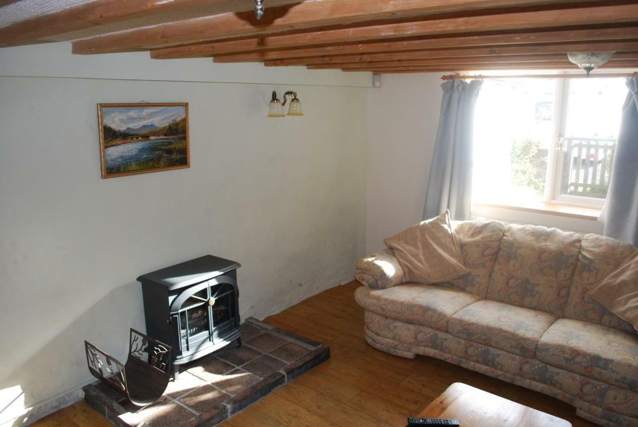 Ty Gylfinir Villa Llandegla Luaran gambar